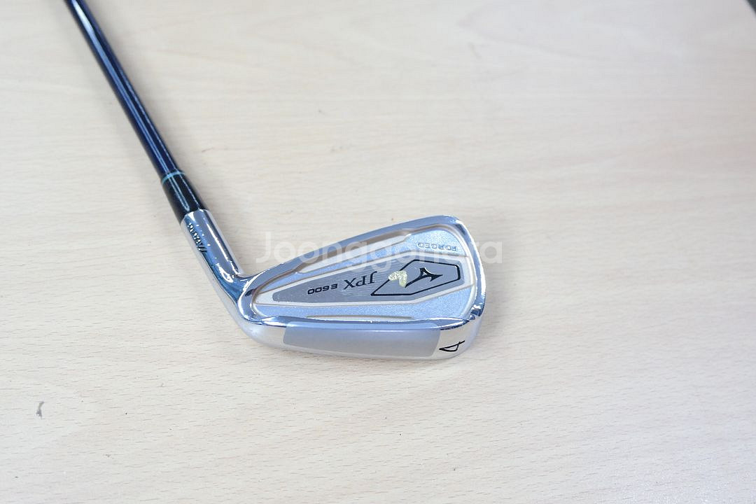 미즈노 JPX E600 그라파이트 R 4번 단품아이언--0
