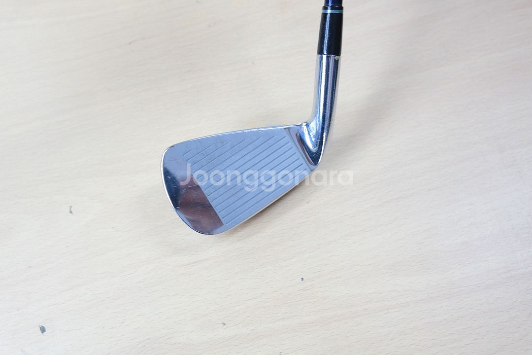 미즈노 JPX E600 그라파이트 R 4번 단품아이언--1