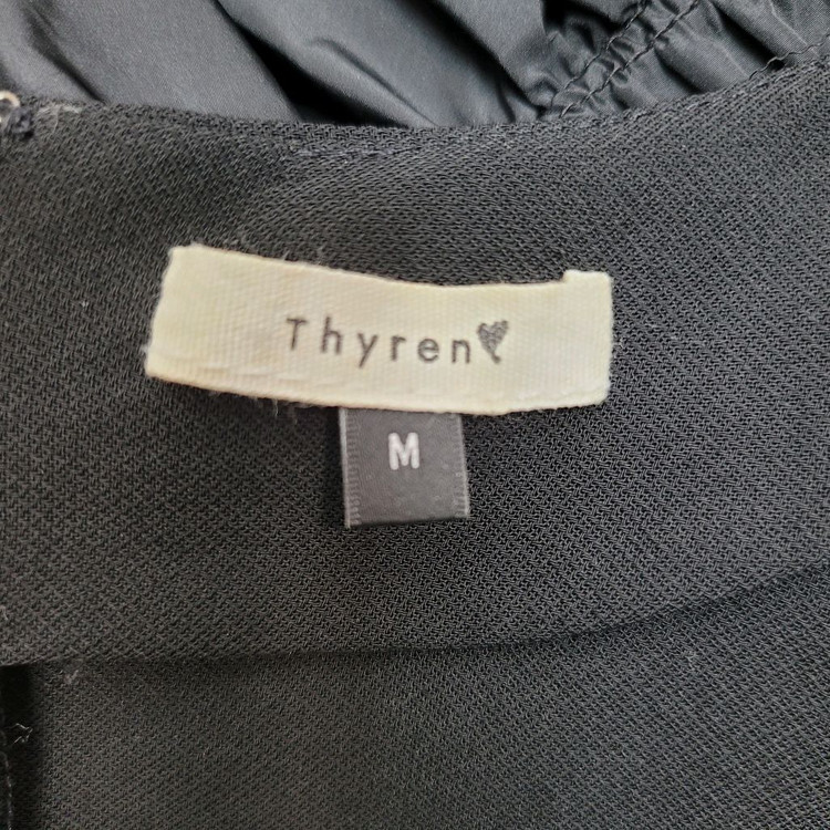 Thyren 티렌 민소매 레이스 미니 블랙 원피스 M 이미지