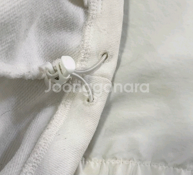엄브로 화이트 컬러 블록 후드 아노락 95~100--3