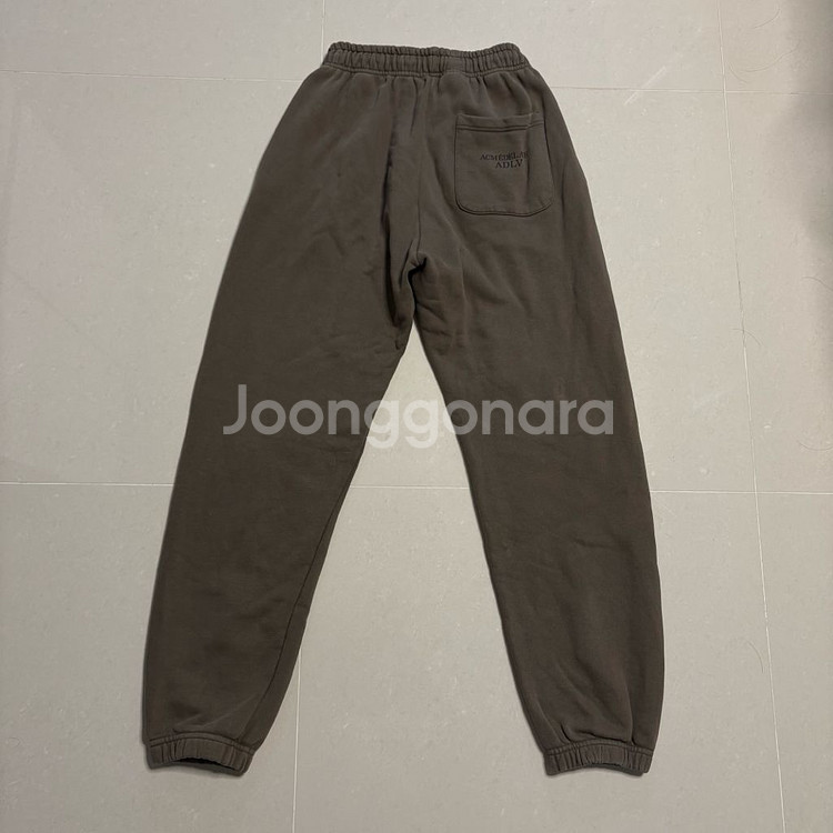 정품 아크메드라비 스펠아웃 브라운 코튼 조거 스웻팬츠--5