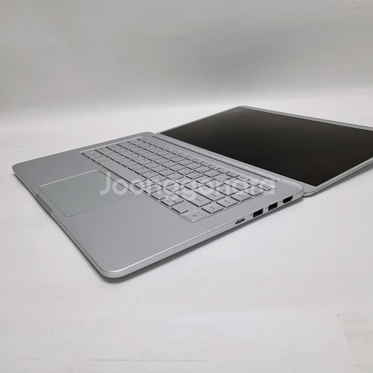 삼성노트북 15인치/980g/인텔코어/FHD/SSD--5