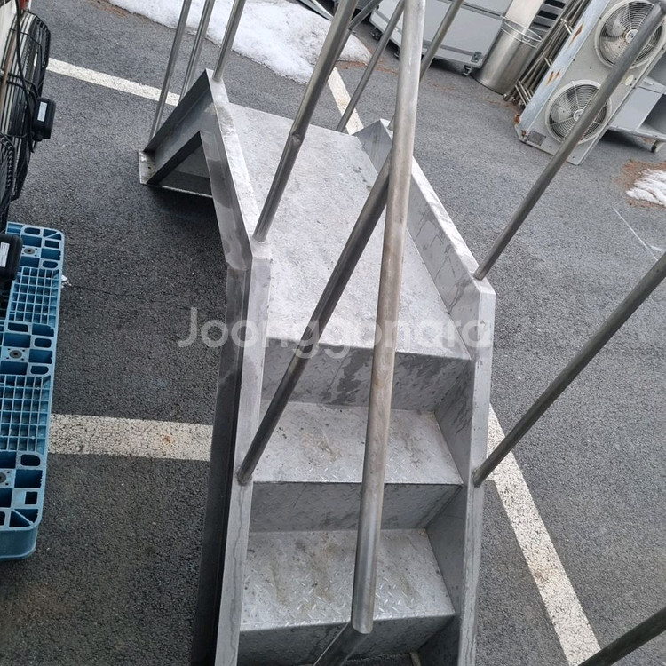 컨베어 건널다리, 스텐 건널계단--1