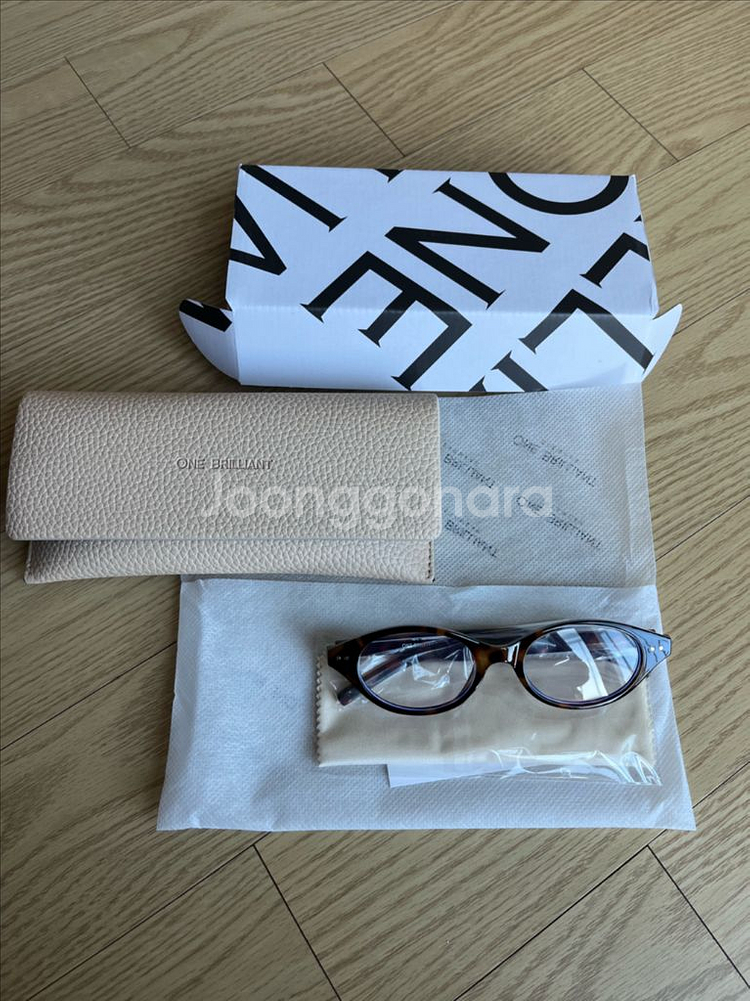 신품 택포) 원브릴리언트 gia 안경--2