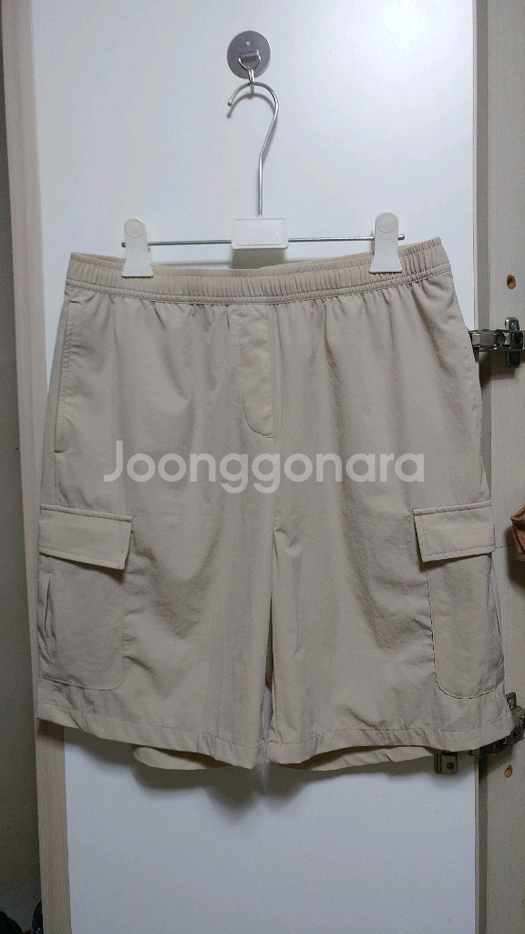 새상품)베이지 나일론 반바지--0