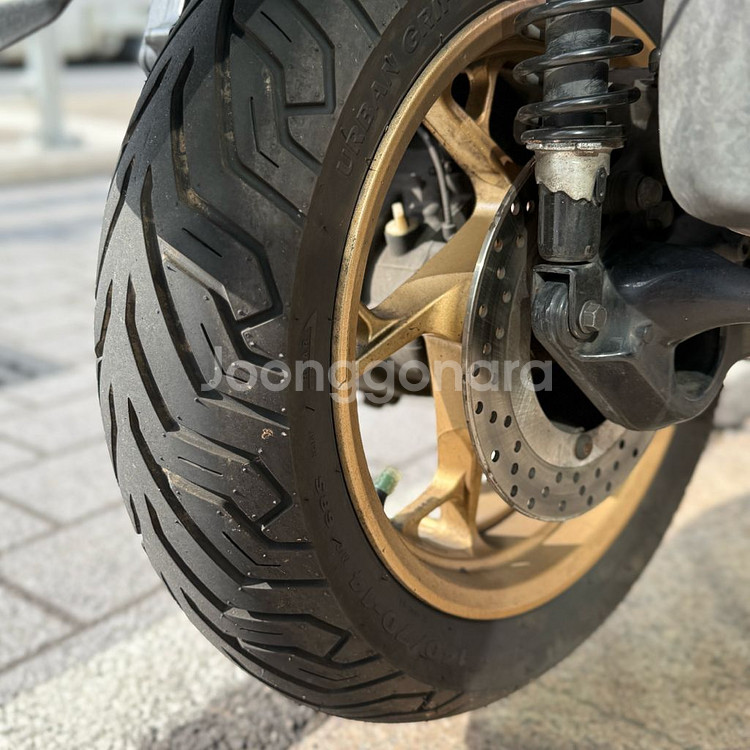 부산 2020년식 엑스맥스 300--3