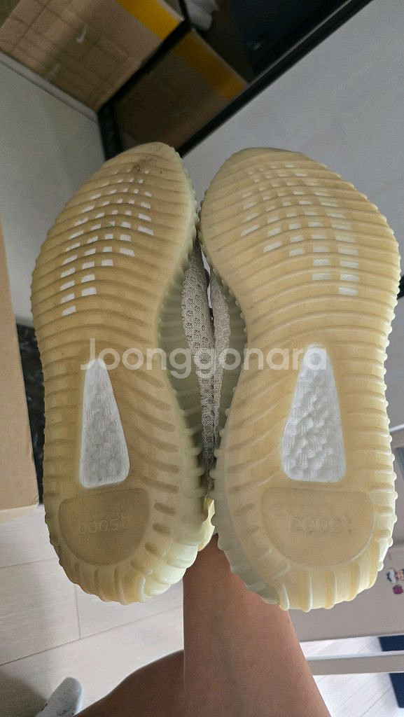 (275사이즈)아디다스 이지 부스트350 V2 라이트--4