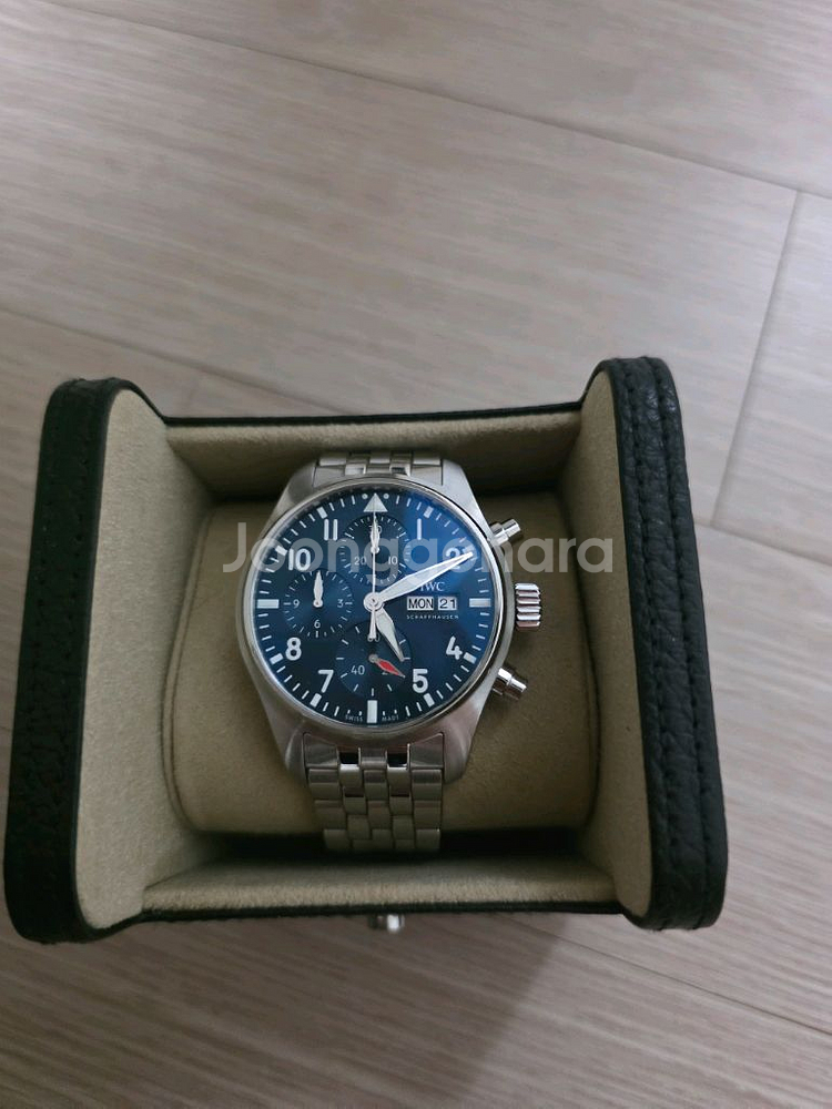 iwc 파일럿워치 41mm 팝니다.--1