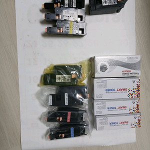 후지제록스 프린터 CP105b 토너 떨이 합니다.