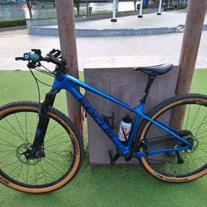 (급매) 실물깡패 Focus 산악자전거 풀카본 MTB