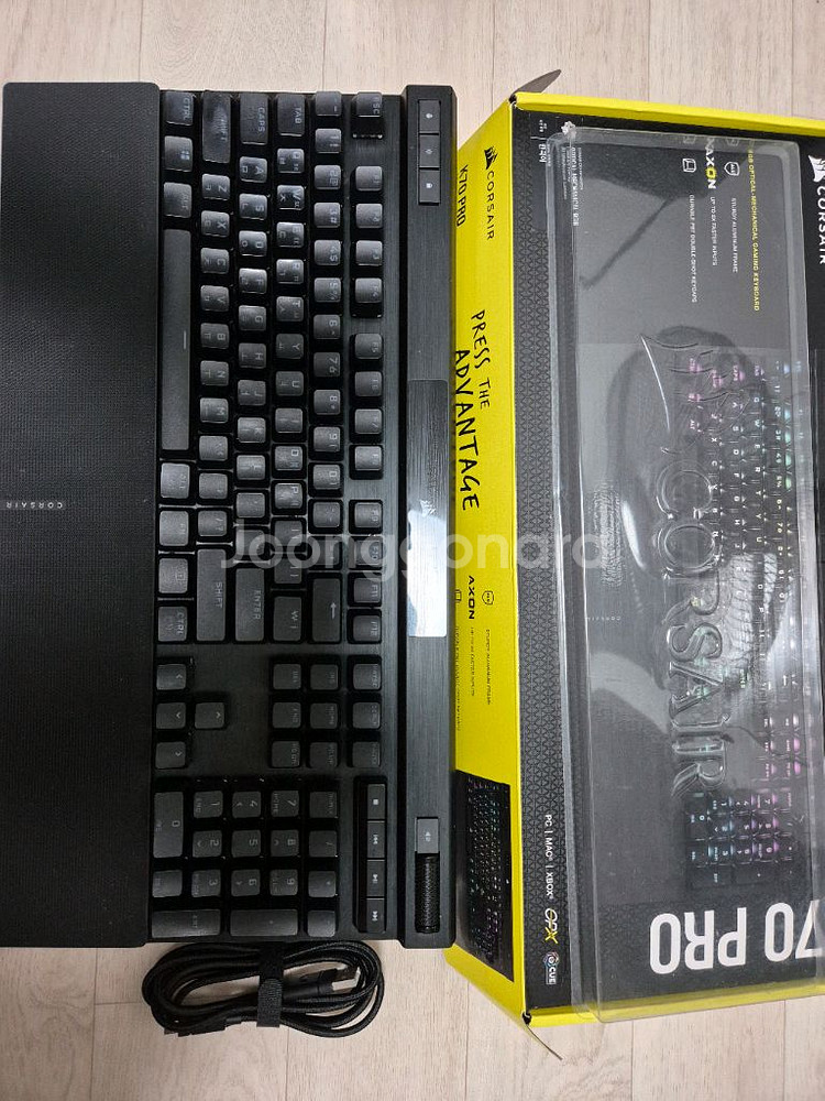 Cosair K70 pro rgb opx 광축 판매--1