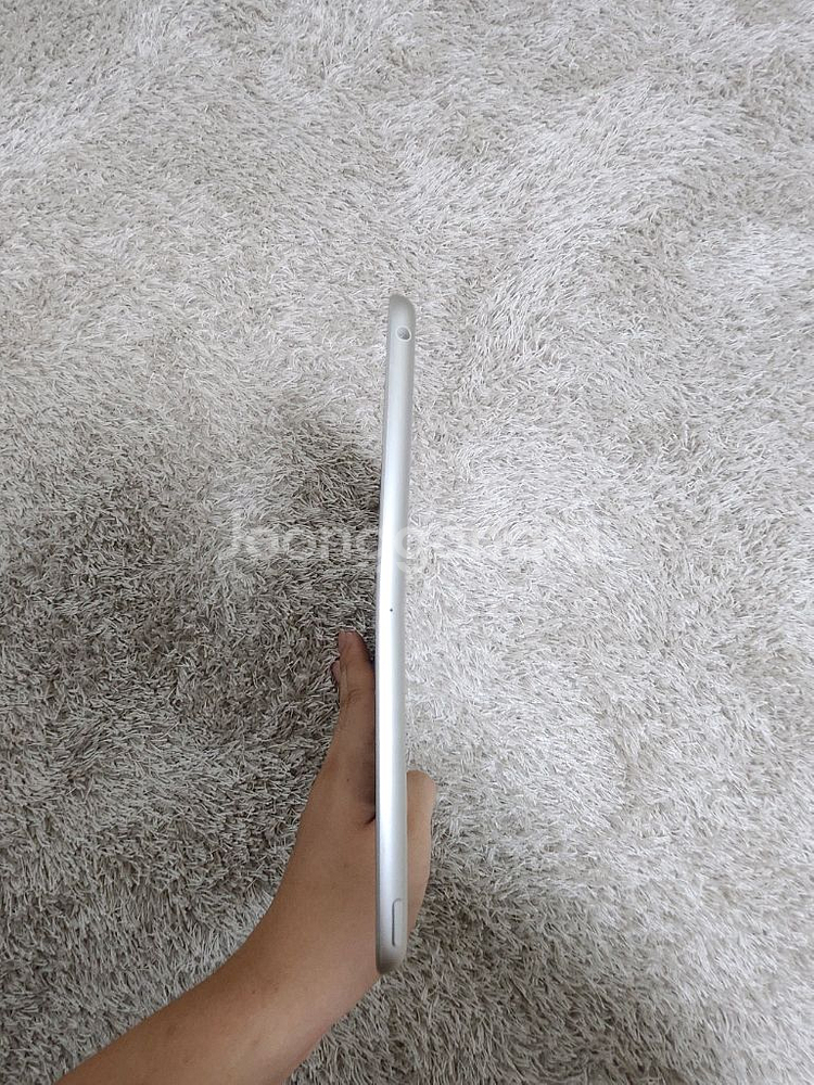 아이패드 9세대 64g--3