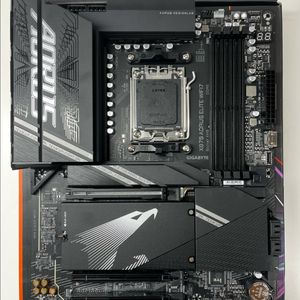 기가바이트 X870 AORUS ELITE 메인보드