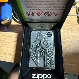 zippo 기도하는 소녀상 라이터