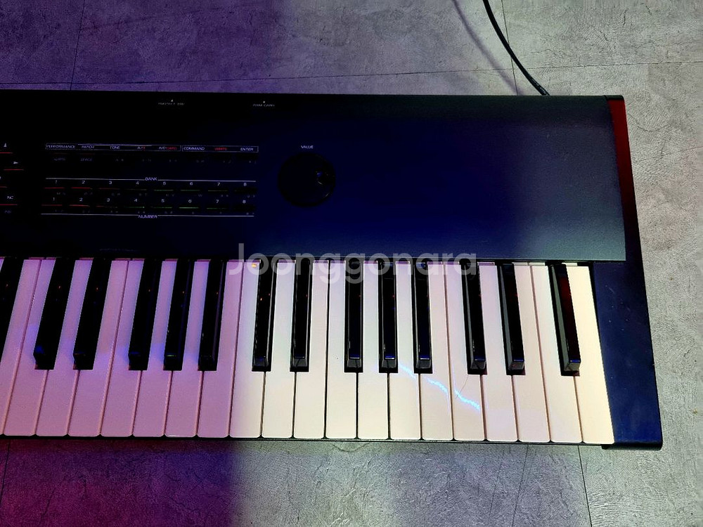 ROLAND D70 신디사이저 판매합니다--1