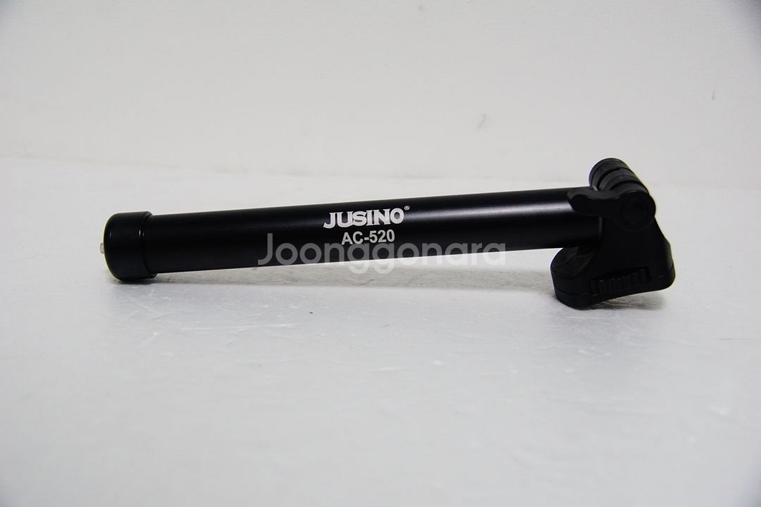 JUSINO AC-520 모노포드팝니다.--0