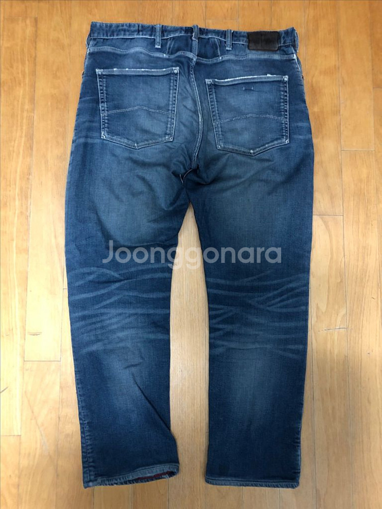 아르마니 J45 빈티지 워싱 레귤러핏 데님팬츠 36--1