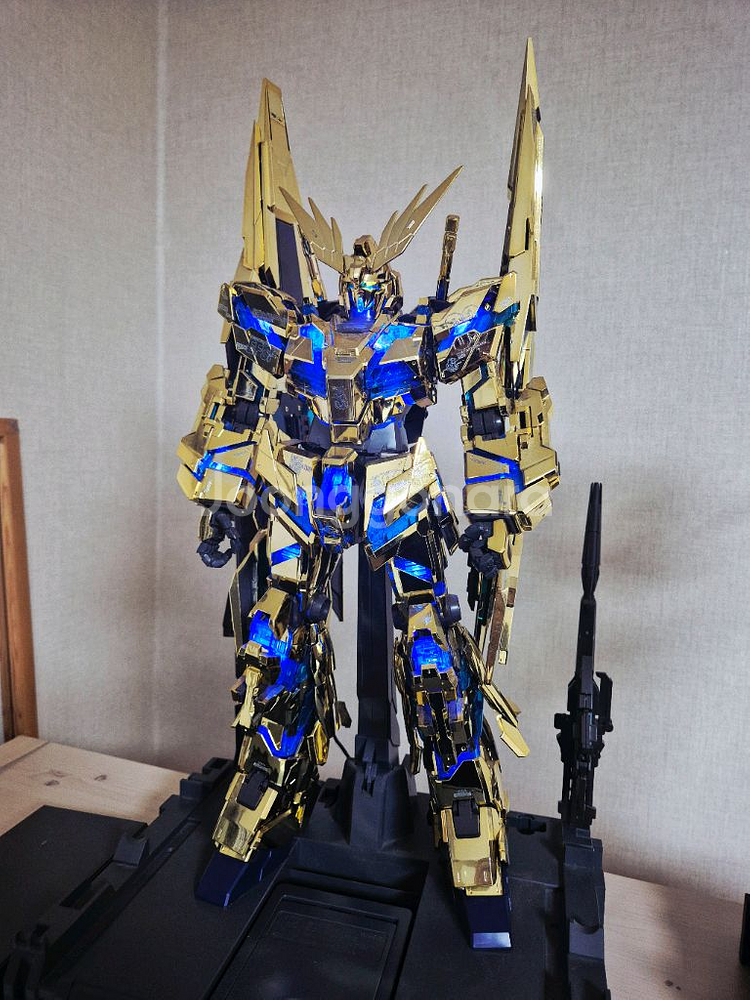 반다이 3차PG 페넥스 조립 +LED--5