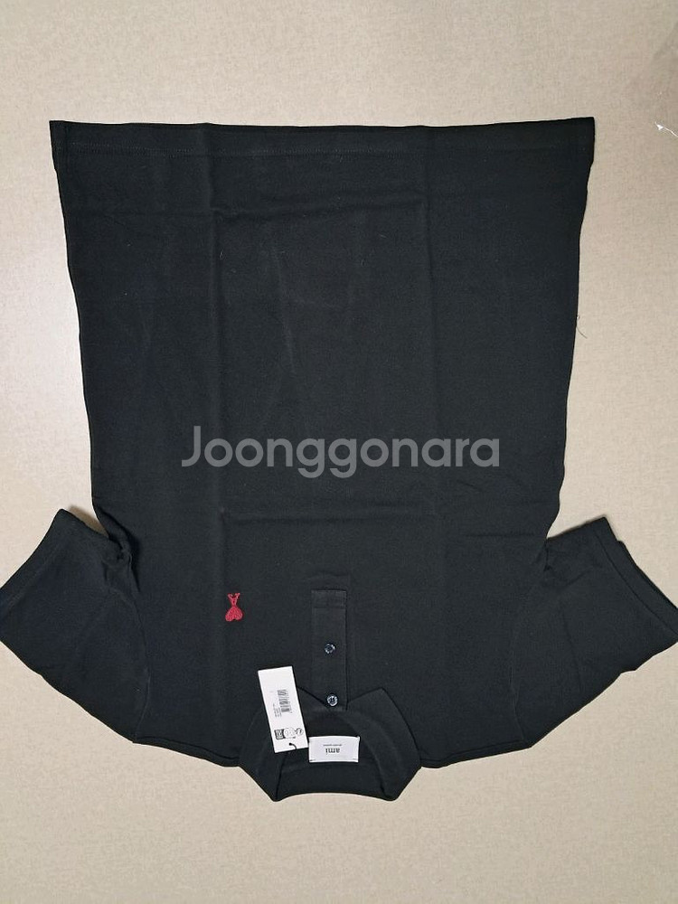 AMI 하트 로고 폴로 새상품(정품)--1