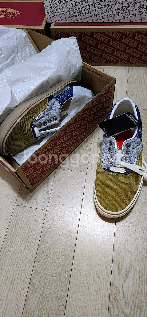 반스 에라 퀼티드 반다나 멀티 스니커즈 (새제품)--1