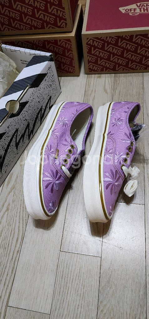 반스 어센틱 플라워 자수 새상품--3