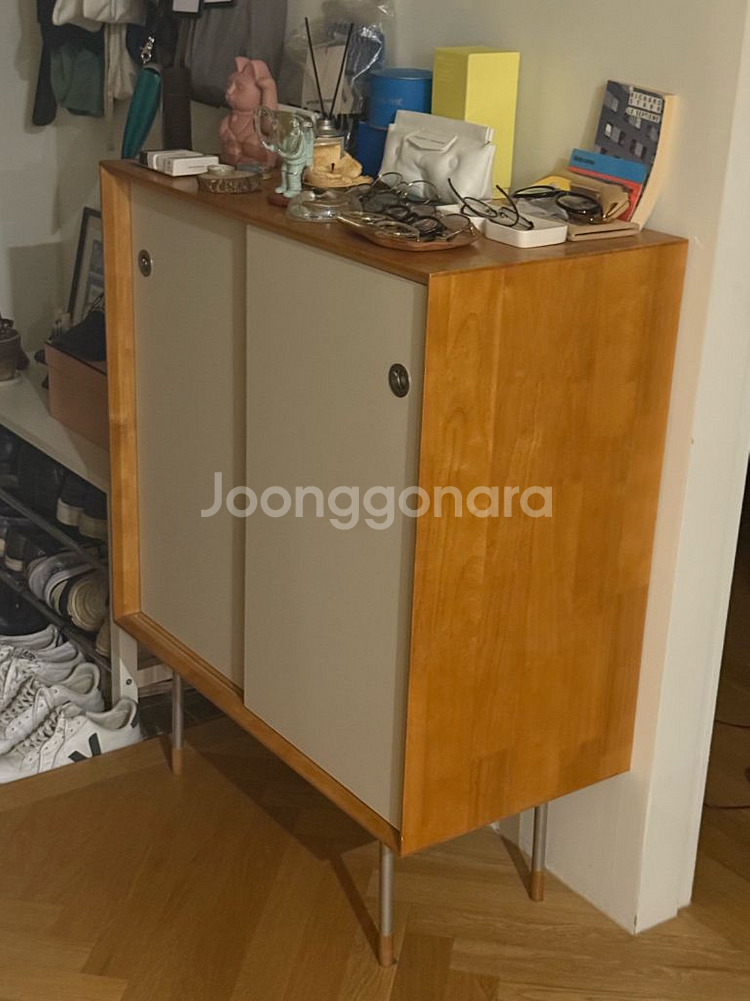 장미맨숀 마르틴 원목장--0