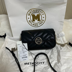 메트로시티 네오 벨라 미니백 블랙