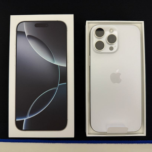 아이폰 16 Pro Max 256 화이트 자급제