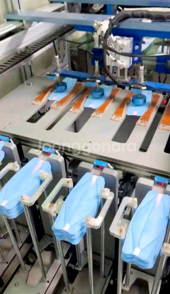 (중고)전자동 3D 마스크 포장기계 자동 파우치 포장기--2