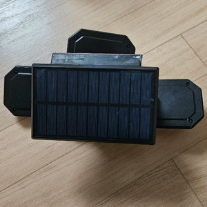 태양광 센서 조명 182LED