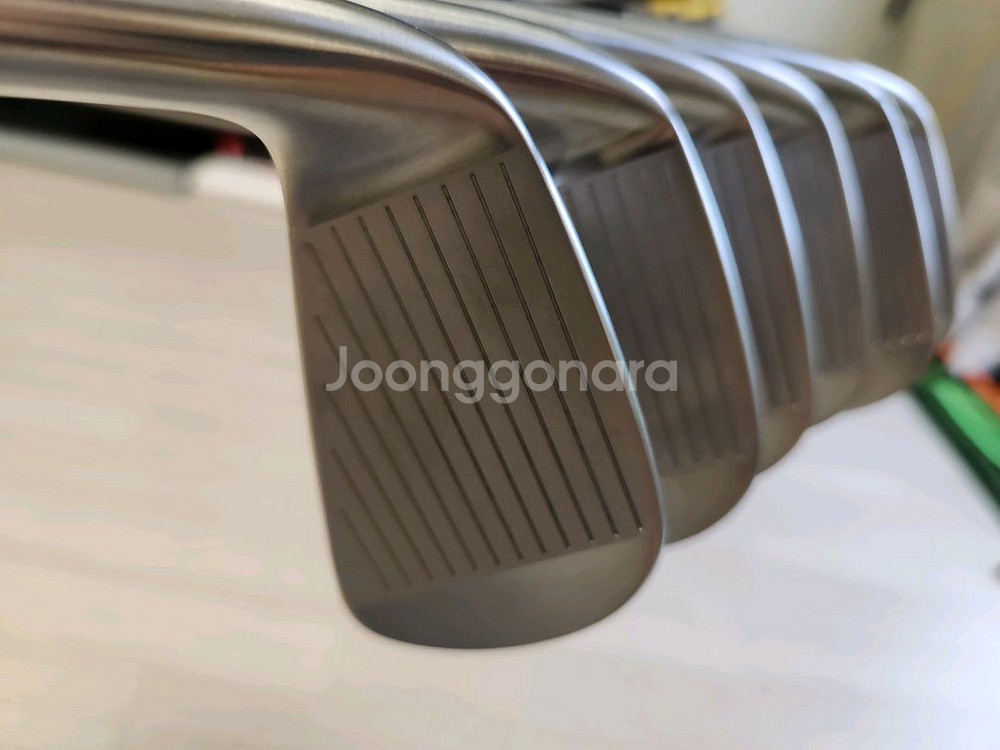 타이틀리스트 T100 3세대 정품--1