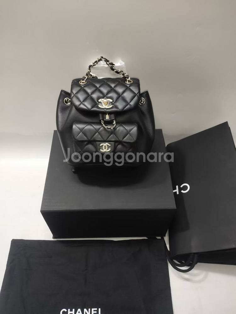 헨바비 샤넬 듀마 원포켓 백팩 스몰--0