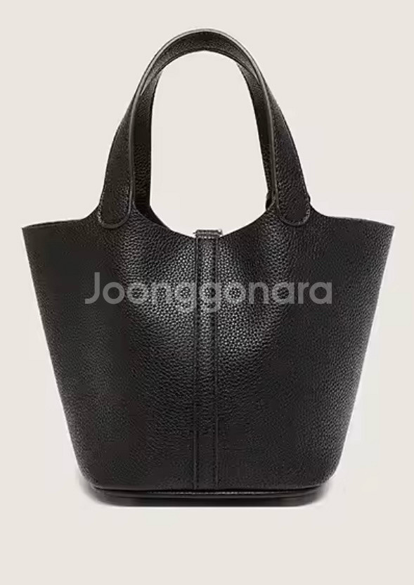새제품 여성가방 데일리백 블랙 핑크 금장 자물쇠포함--3