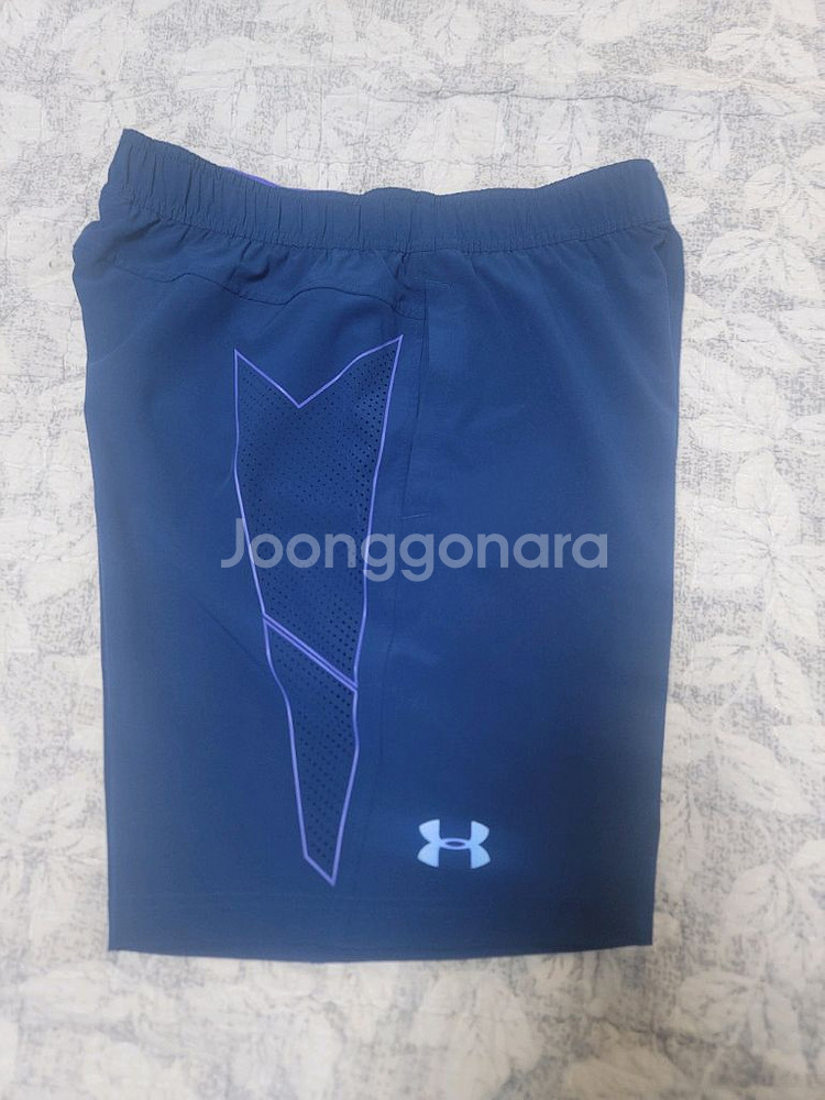 언더아머 기능성 반바지--1
