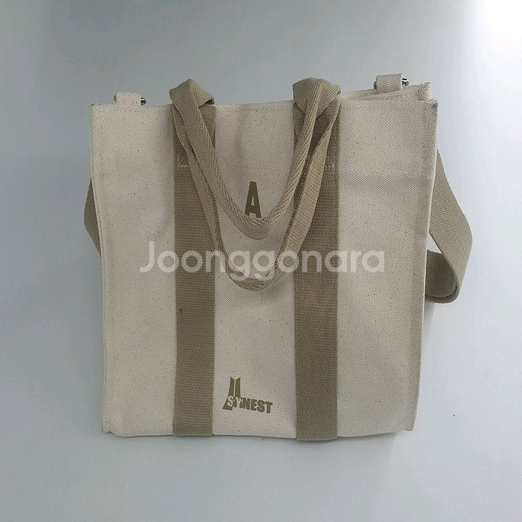 SYNEST 캔버스 토트백 아이보리 색상--0