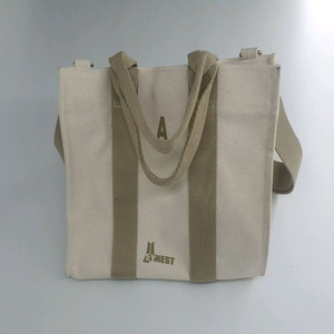 SYNEST 캔버스 토트백 아이보리 색상