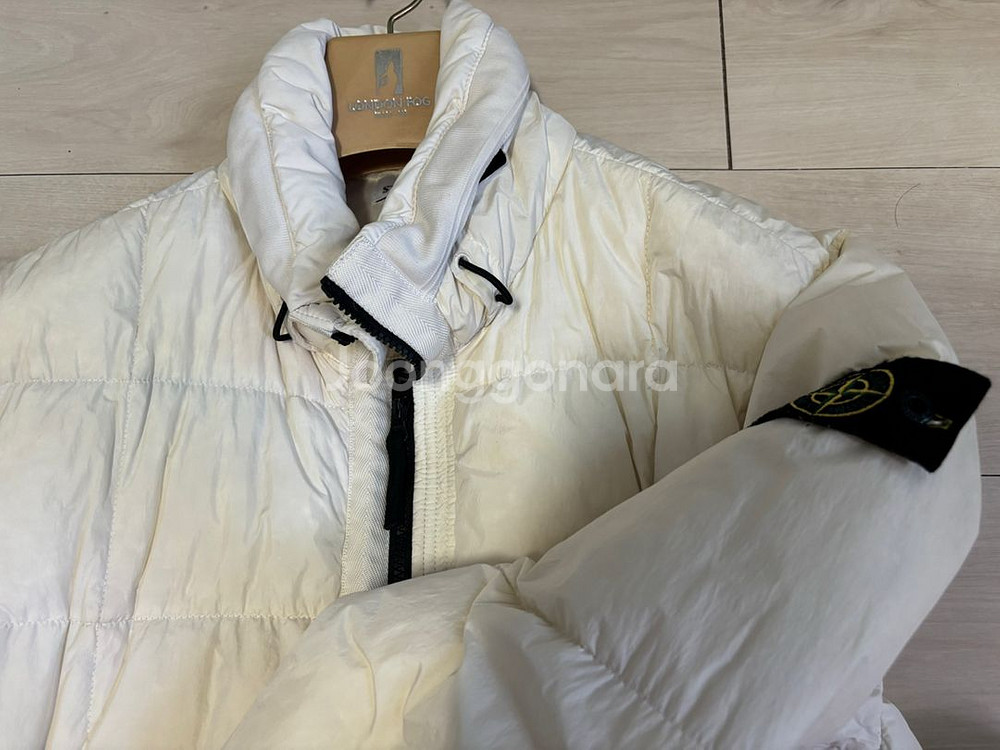 스톤 스톤아일랜드 패딩점퍼 국내 정식 정품 95 100--1