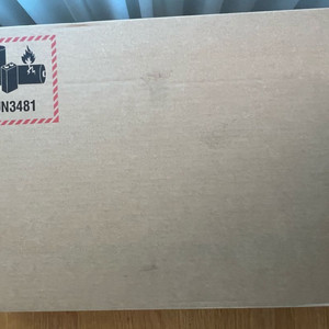맥북 프로 M4 16인치 미개봉 팝니다 (24G RAM