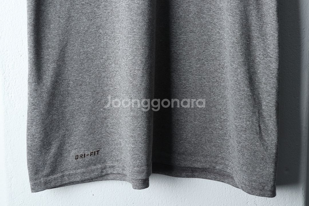 (L-XL) 나이키 반팔 티셔츠 기능성 그레이--3