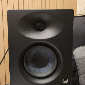presonus eris studio 4
