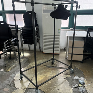 사각 파이프 행거