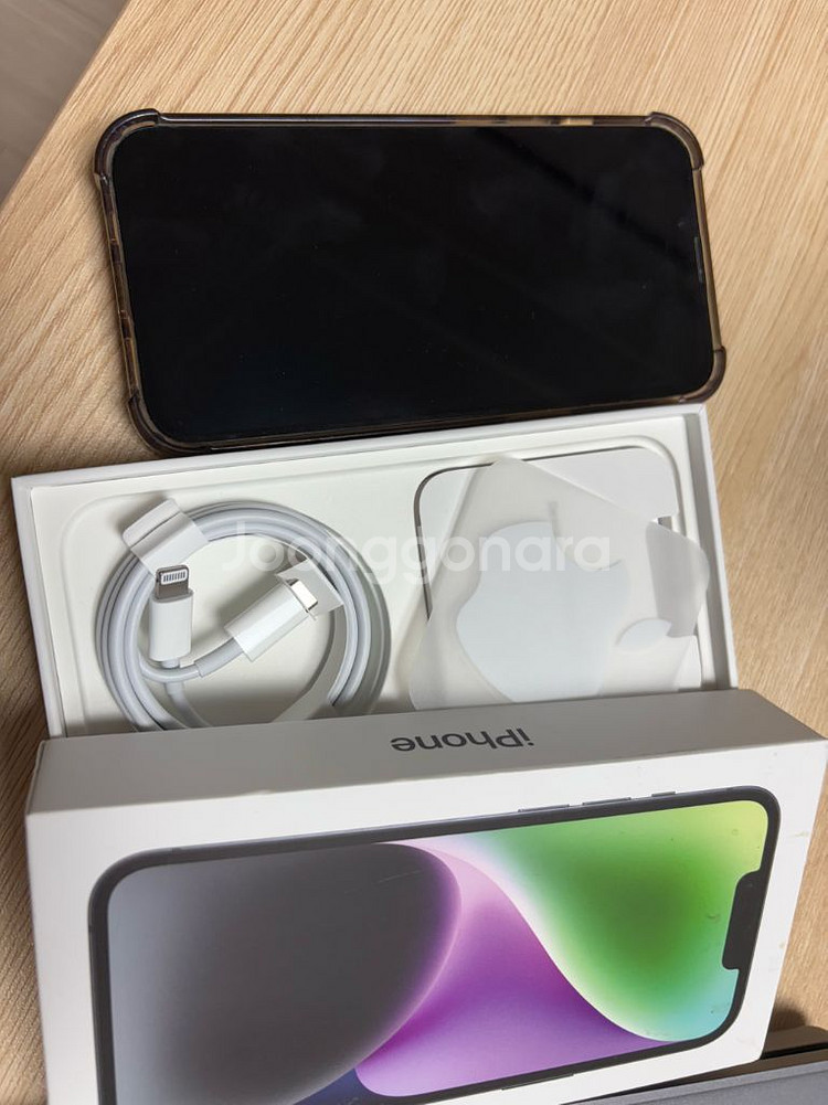 아이폰 14 128기가 케이스 충전줄 포함--0