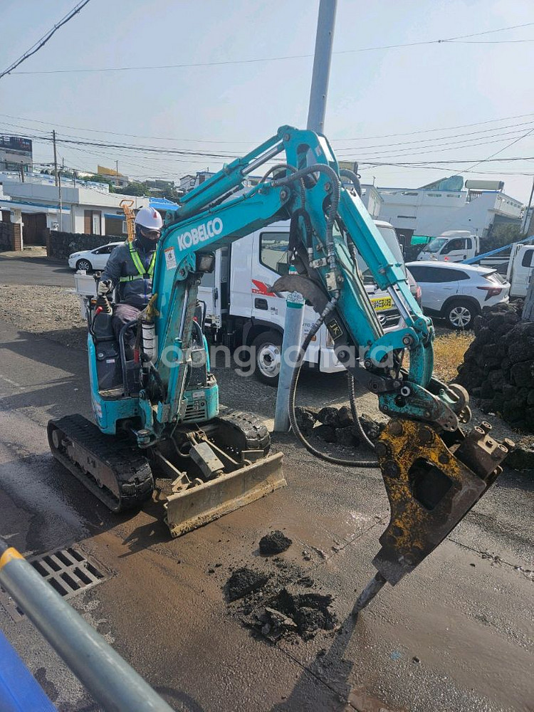 코벨코 sk17 법인소유 미니굴삭기 2023년식--4