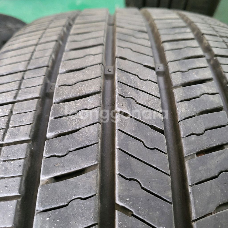 205 45 17 넥센타이어 중고팝니다--1