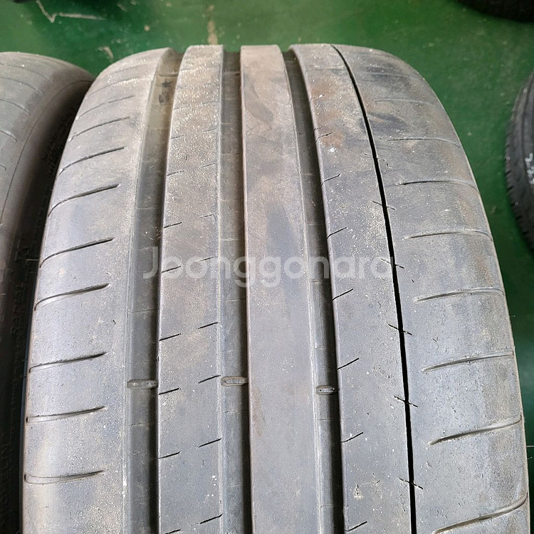 255 35 19 미쉐린 중고타이어 팝니다--0