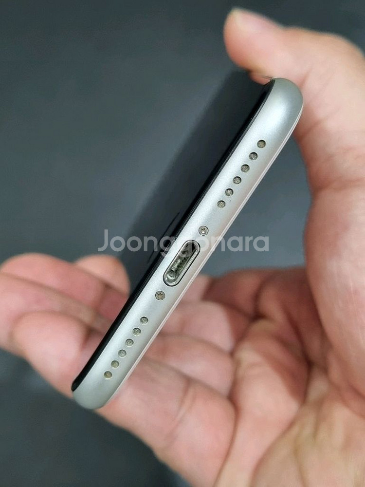 아이폰SE2 128GB 화이트 배터리 92%--6