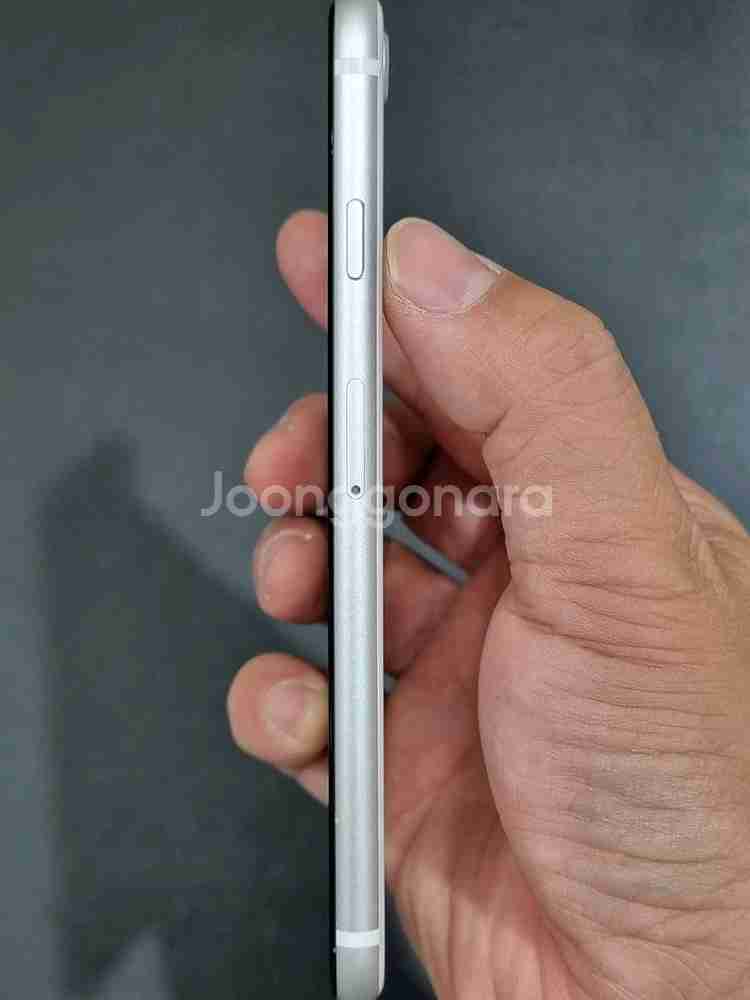 아이폰SE2 128GB 화이트 배터리 92%--5
