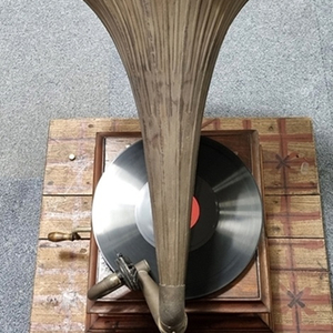 RCA VICTOR GRAPHONOLE 나팔 축음기