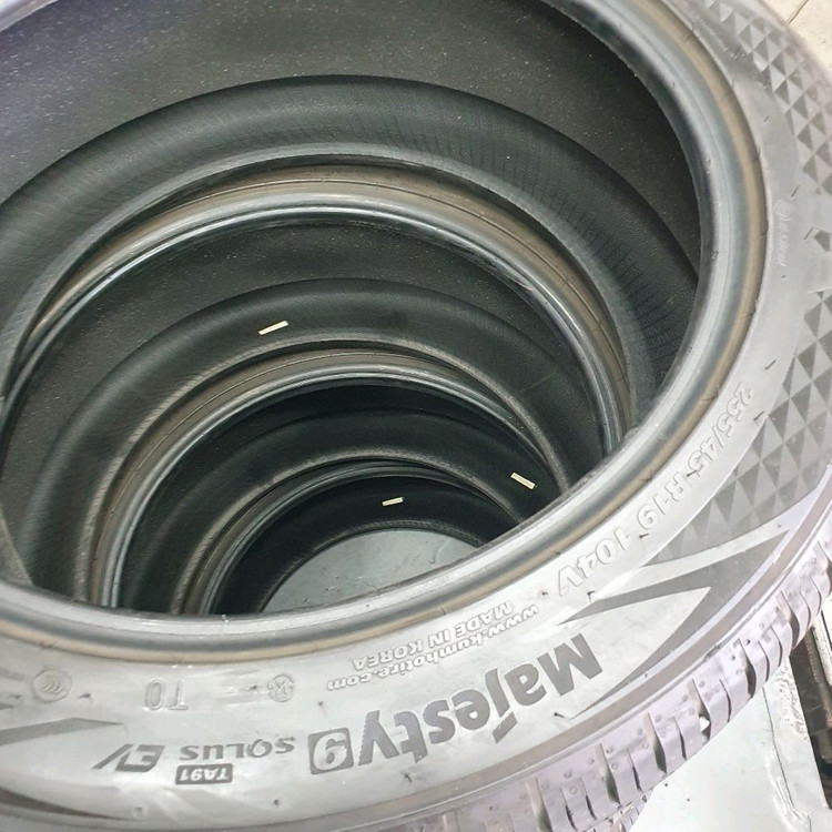 255 45 19 2554519금호마제ev 한대분판매--7