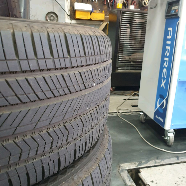 255 45 19 2554519금호마제ev 한대분판매--4